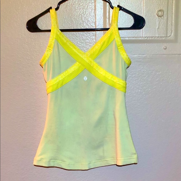 Lululemon yoga tank - Picture 2 of 2